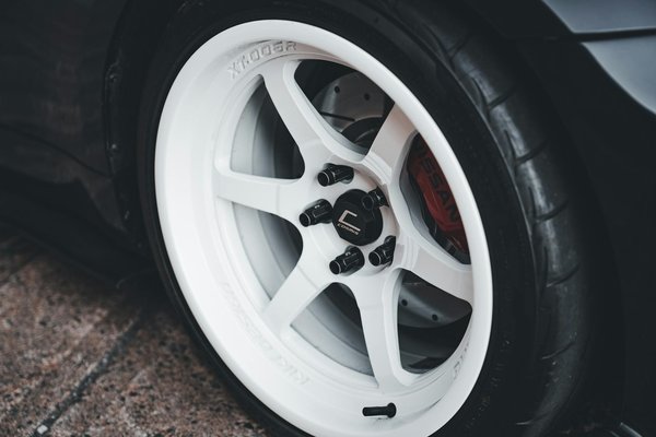 Quelles technologies améliorent l'efficacité énergétique des voitures ?